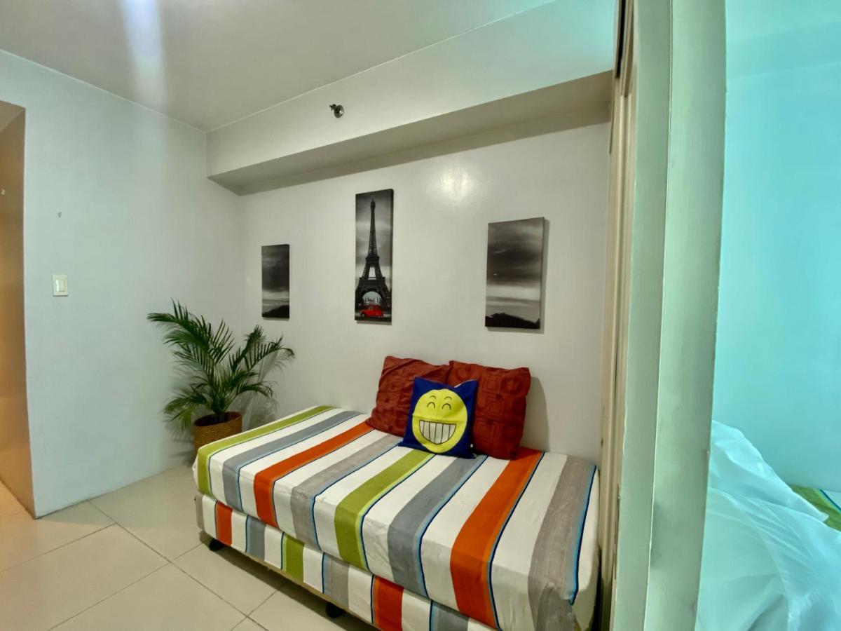 Madison'S Place At Sea Moa Manille Extérieur photo