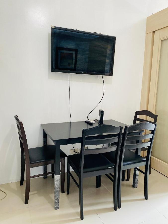 Madison'S Place At Sea Moa Manille Extérieur photo